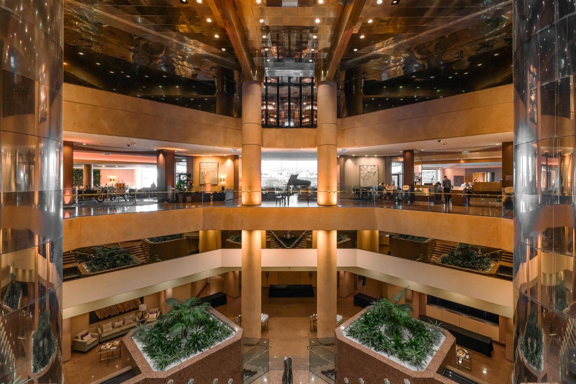 InterContinental Adelaide, an IHG Hotel Esterno foto The lobby of the hotel